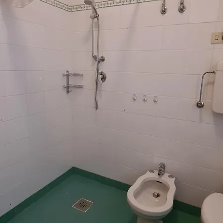 Casa vacanze In A 20mt Dalla Spiaggia Con Giardino Lido di Jesolo